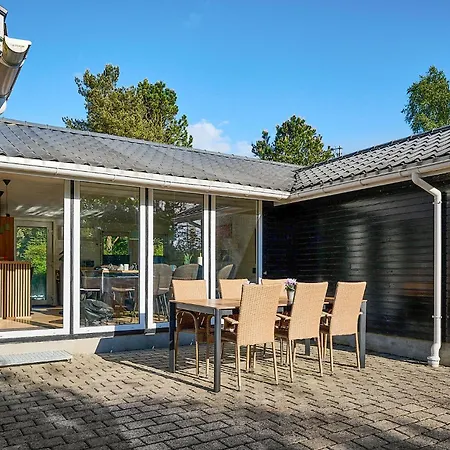 3 Bedroom Stunning In Farvang