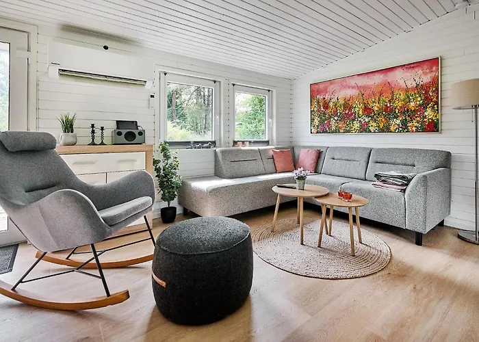 3 Bedroom Stunning In 펜션 *