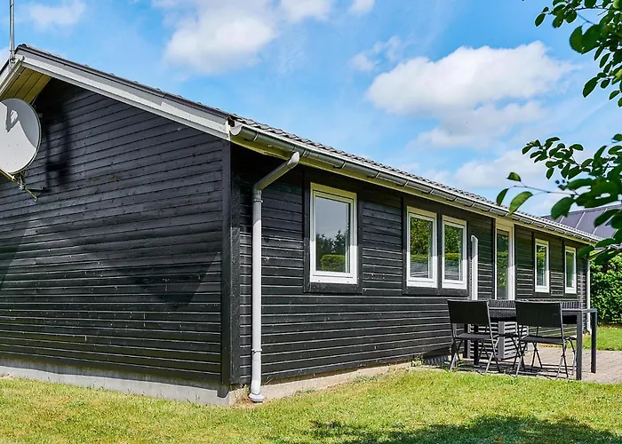 Сasa de vacaciones 3 Bedroom Stunning In *